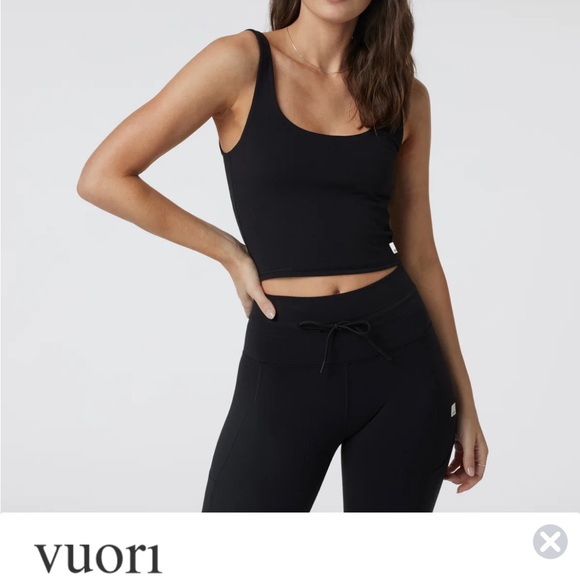 Vuori Tops - Vuori NEW Daily Crop